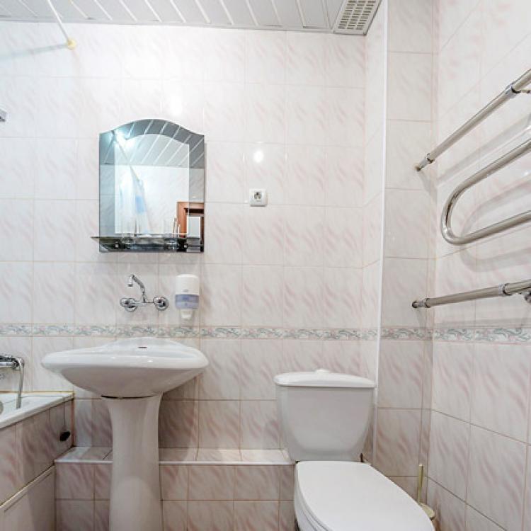 Ванная комната в 2 местном 1 комнатном Стандарте санатория Кирова. Пятигорск